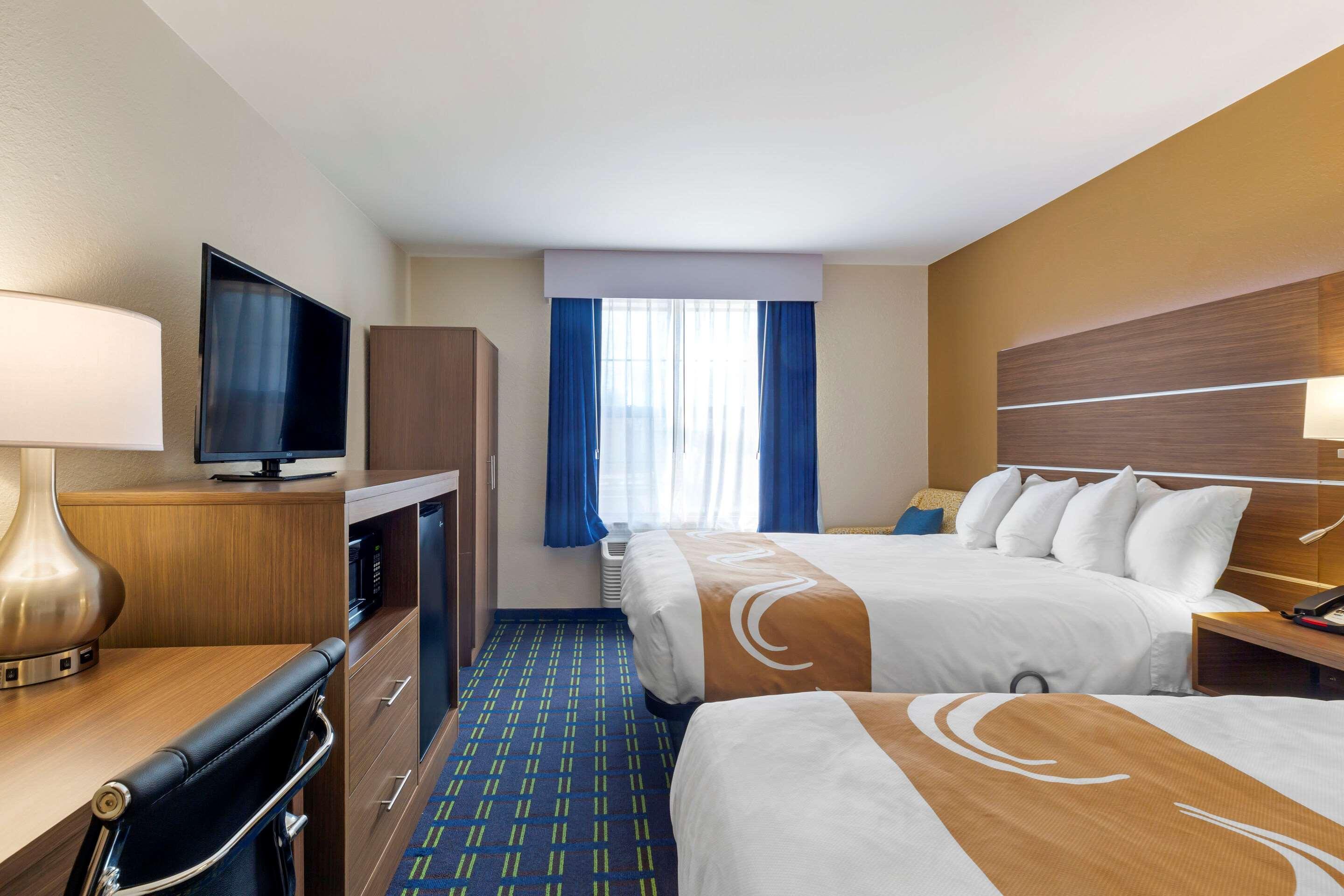 Quality Inn Ли Экстерьер фото