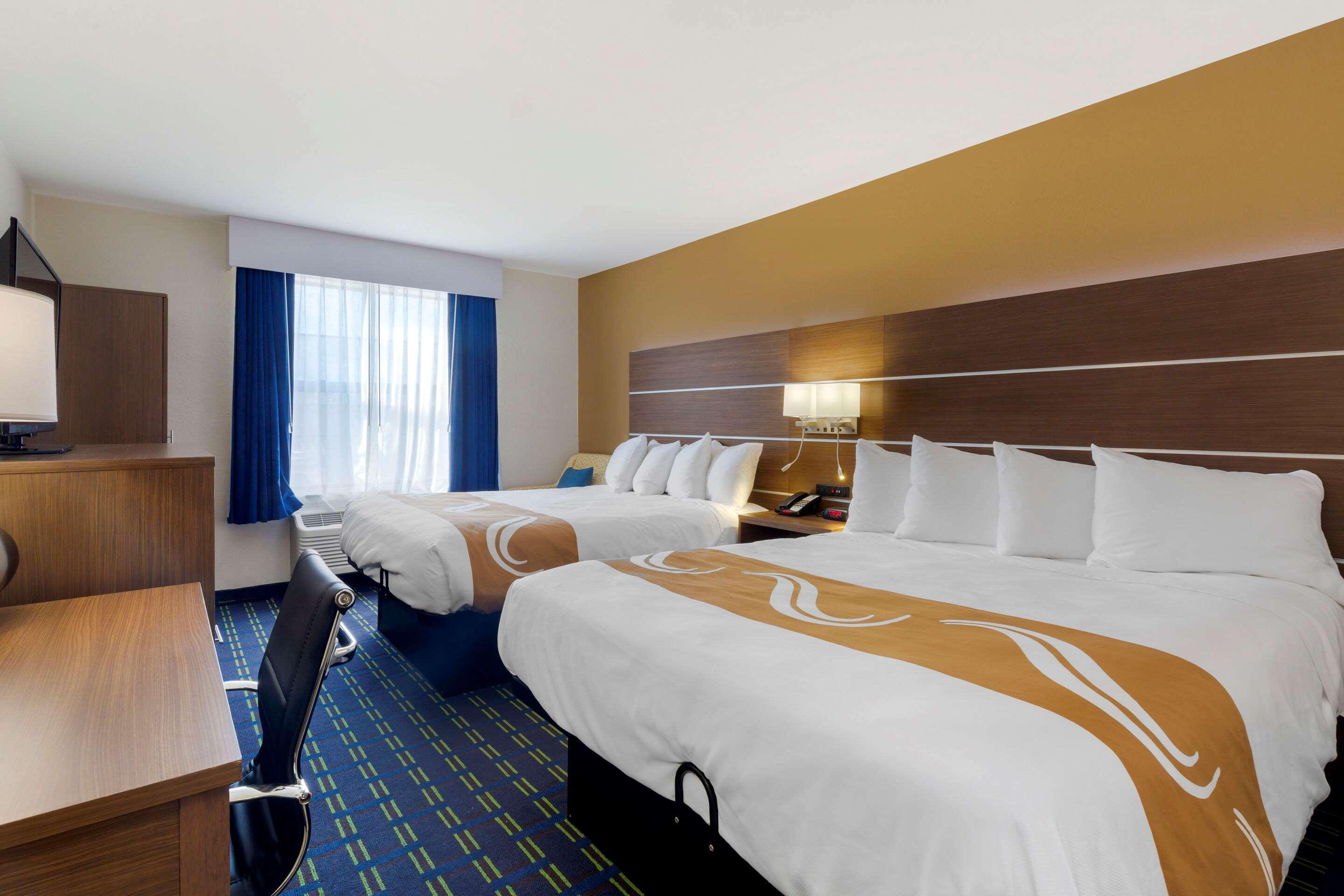 Quality Inn Ли Экстерьер фото