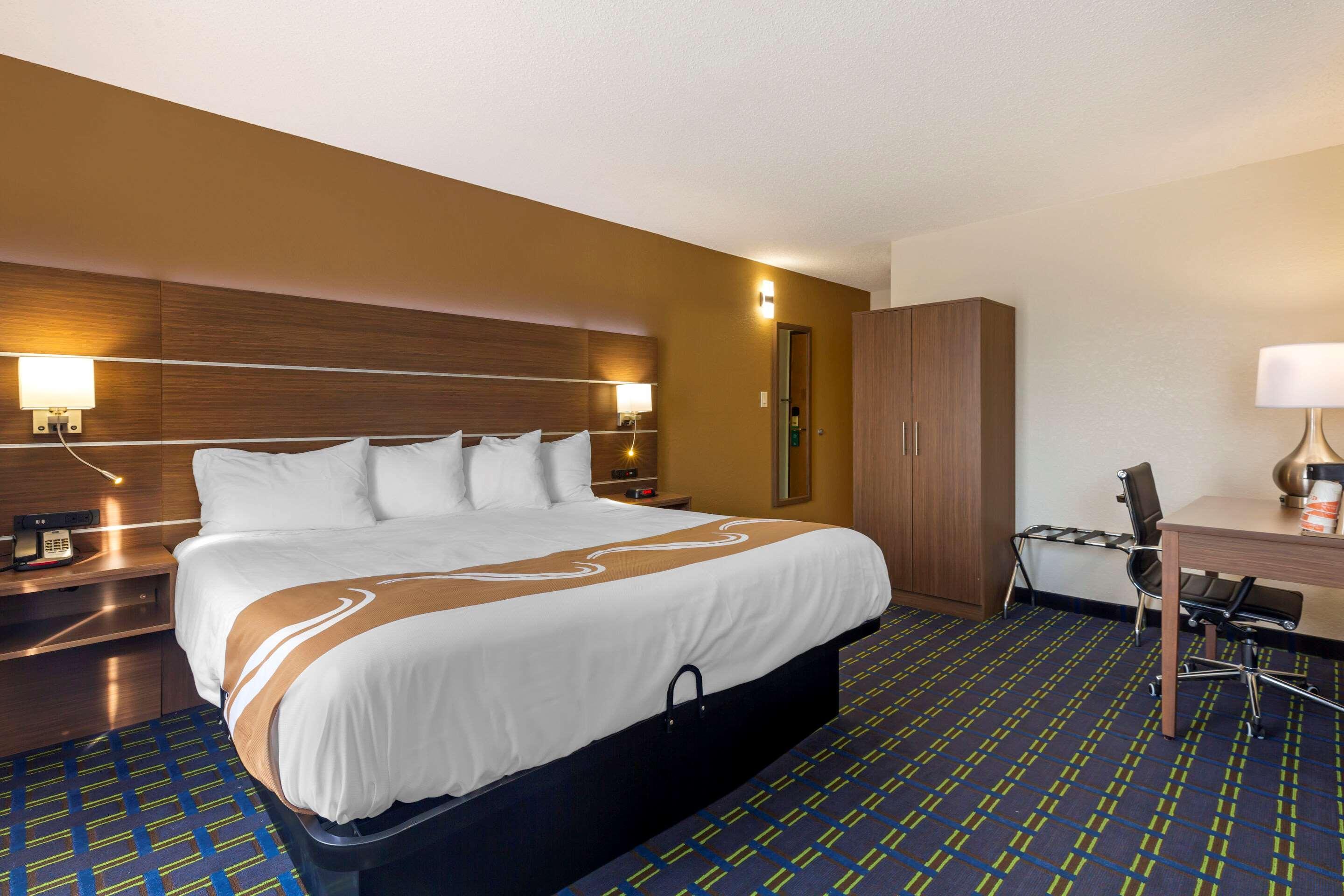 Quality Inn Ли Экстерьер фото